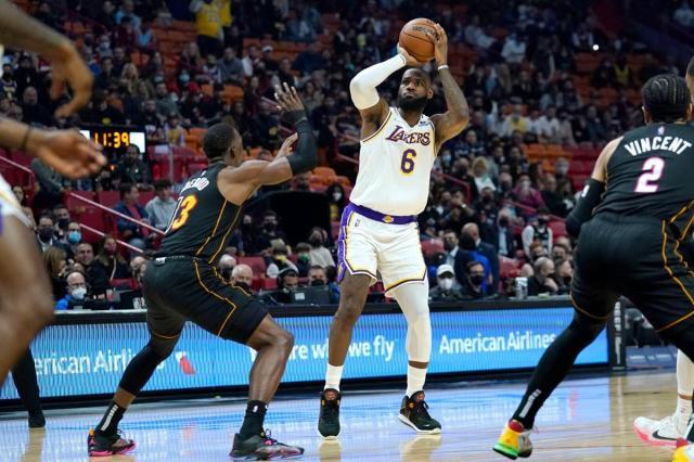 开云下载-浓眉归来将给詹姆斯减负？皇帝的进攻或变得更高效